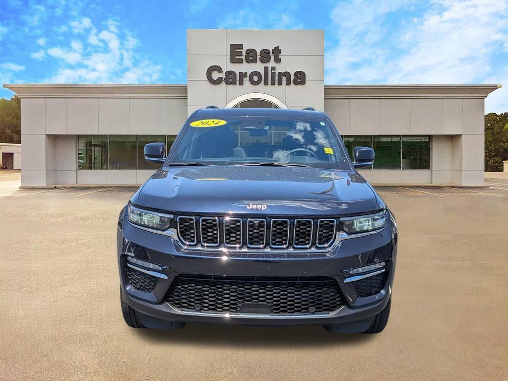 Certified 2024 Jeep Grand Cherokee Limited w/ Luxury Tech Group II AWD/4WD image 8