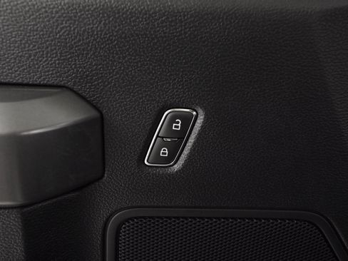 Used 2020 Ford F150 XLT w/ Equipment Group 302A Luxury image 26