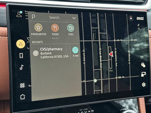 Used 2026 Jaguar F-PACE R-Dynamic S image 20