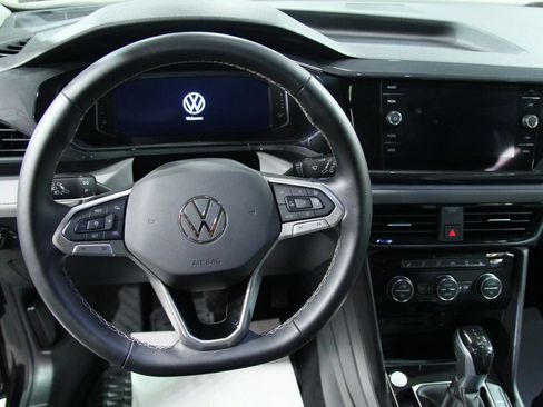 Used 2024 Volkswagen Taos SEL AWD/4WD image 18