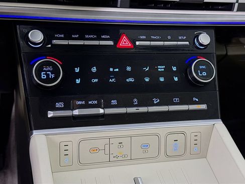 Certified 2024 Hyundai Santa Fe Calligraphy AWD/4WD image 10