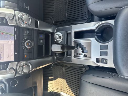 Used 2024 Toyota 4Runner TRD Sport w/ Technology Package AWD/4WD image 28