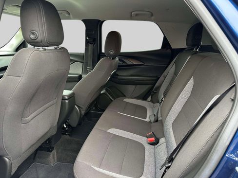 Certified 2022 Chevrolet TrailBlazer LT w/ Driver Confidence Package image 11