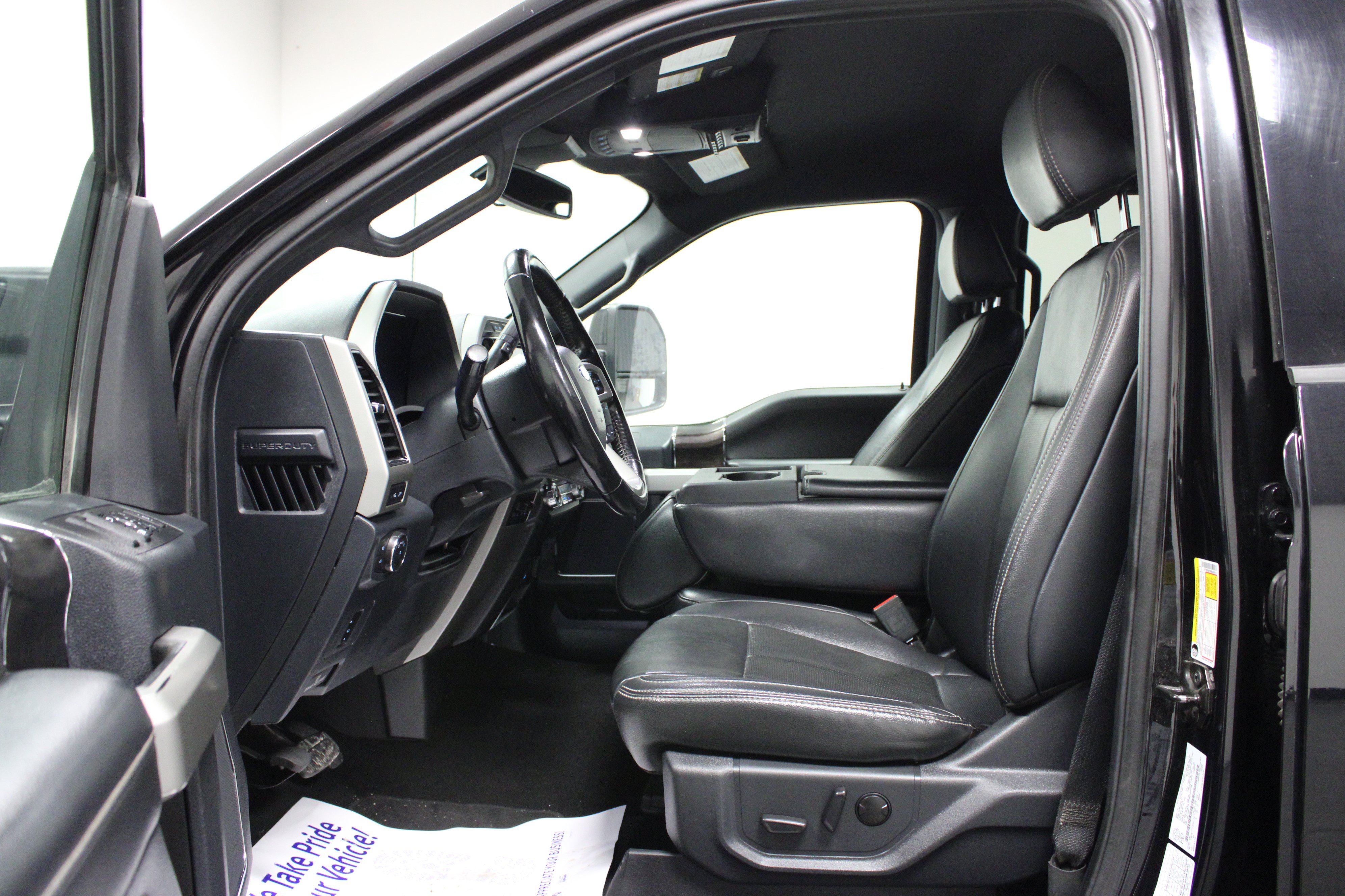 Used 2022 Ford F350 Lariat AWD/4WD image 12