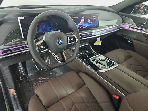 New 2026 BMW i7 xDrive60 w/ Executive Package AWD/4WD image 16