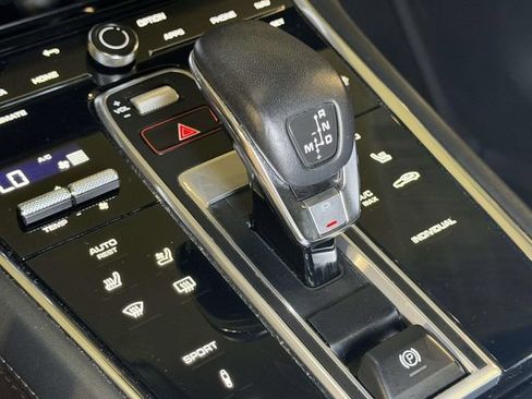 Certified 2022 Porsche Panamera 4S w/ Premium Package AWD/4WD image 32