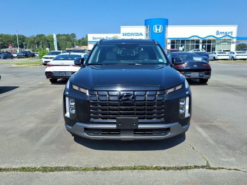 Used 2025 Hyundai Palisade SEL FWD image 2