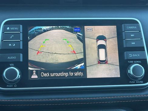 Used 2019 Nissan Kicks SR w/ SR Premium Package image 27