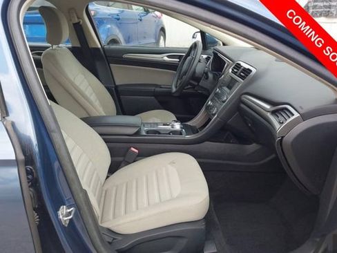 Used 2018 Ford Fusion S FWD image 5
