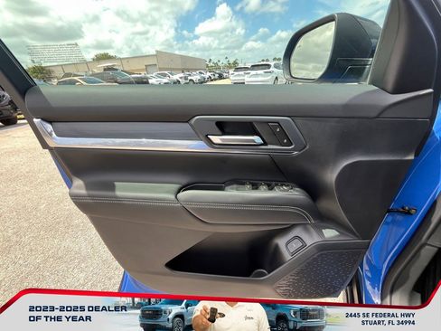 New 2026 GMC Terrain Elevation w/ Elevation Premium Package image 23