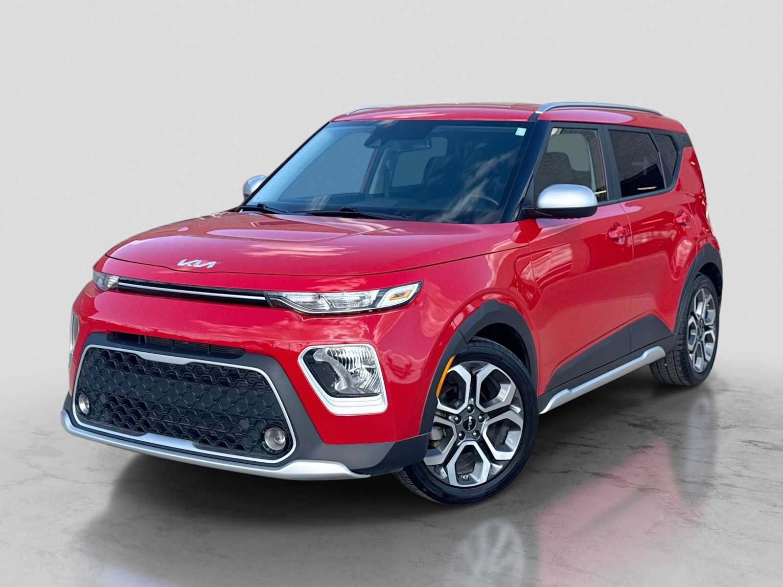 Used 2022 Kia Soul X-Line FWD image 1