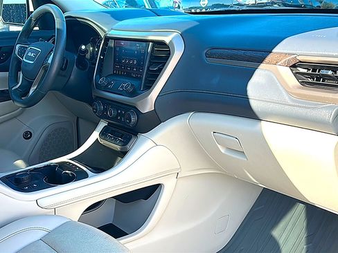 Used 2023 GMC Acadia Denali w/ Denali Ultimate Package image 23
