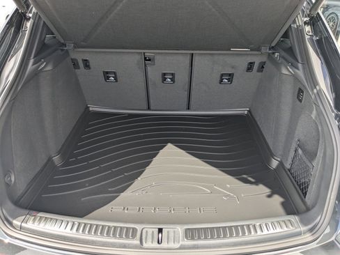 New 2025 Porsche Macan S image 29