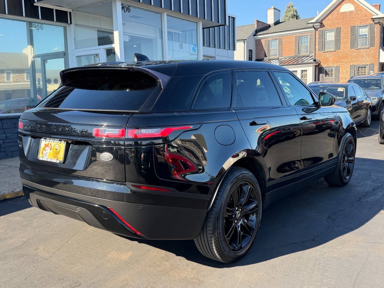 Used 2020 Land Rover Range Rover Velar S AWD/4WD image 8