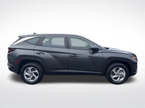 Certified 2023 Hyundai Tucson SE image 6