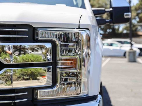 Used 2018 Ford F250 Lariat w/ Lariat Ultimate Package AWD/4WD image 10