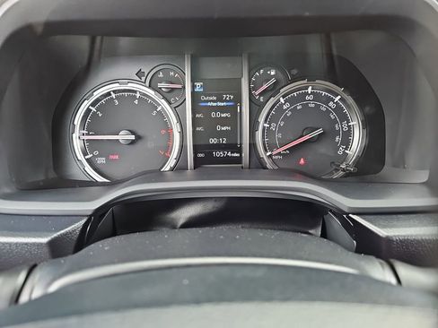 Used 2024 Toyota 4Runner TRD Off-Road Premium image 10