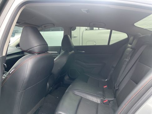 Used 2023 Nissan Altima 2.5 SR AWD/4WD image 4