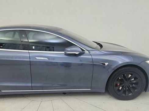 Used 2019 Tesla Model S 100D image 8