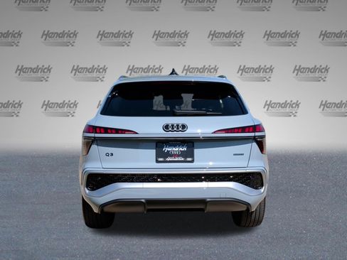 Used 2026 Audi Q3 quattro 2.0T AWD/4WD image 9