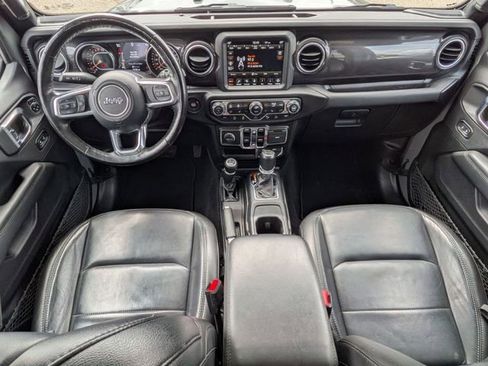 Used 2021 Jeep Wrangler Unlimited Sahara AWD/4WD image 25