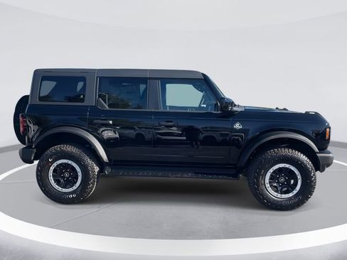New 2026 Ford Bronco Outer Banks w/ Sasquatch Package AWD/4WD image 3