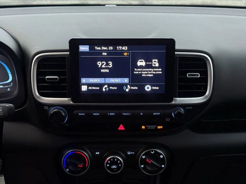 Used 2023 Hyundai Venue SE w/ Cargo Package image 33