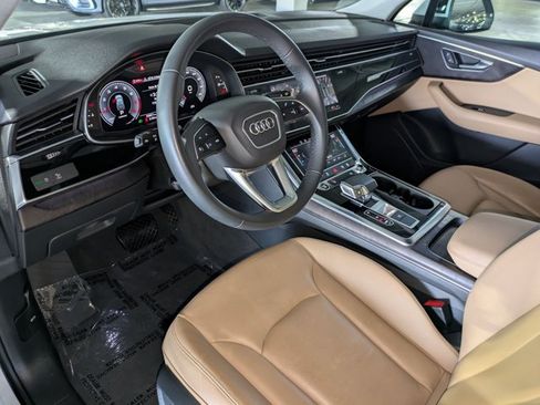 Used 2022 Audi Q7 2.0T Premium w/ Convenience Package AWD/4WD image 10