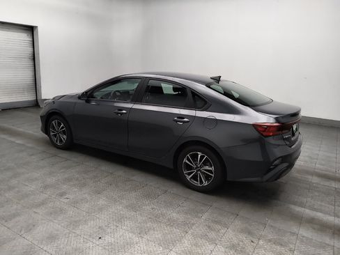 Used 2024 Kia Forte LXS w/ LXS Technology Package FWD image 3