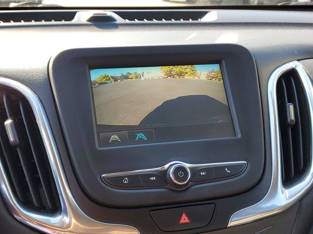 Used 2018 Chevrolet Equinox LT w/ LPO, Blackout Package AWD/4WD image 15