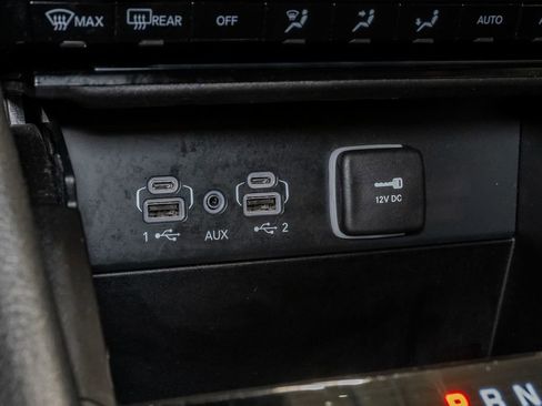 Used 2024 Jeep Grand Cherokee L Laredo AWD/4WD image 21