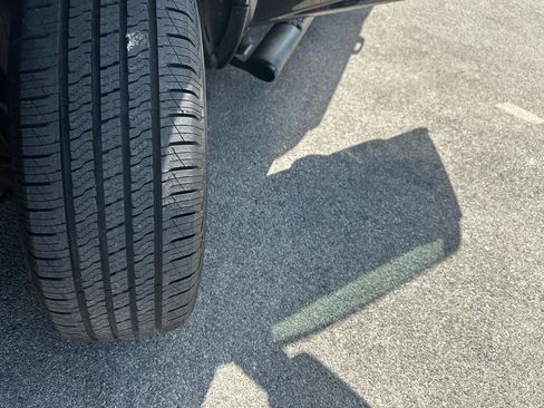 Used 2019 RAM 1500 Express w/ Wheel & Sound Group AWD/4WD image 16