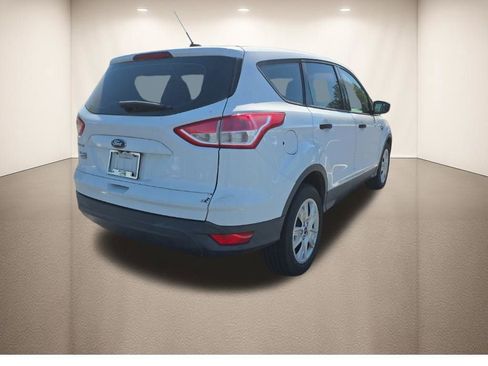 Used 2016 Ford Escape S image 6
