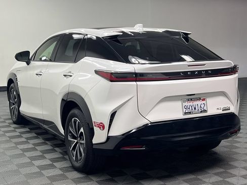Certified 2023 Lexus RZ 450e Premium w/ Technology Package AWD/4WD image 7