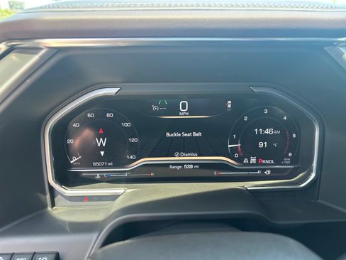 Used 2024 GMC Sierra 2500 Denali w/ Denali Reserve Package AWD/4WD image 8