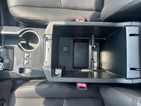 Used 2024 Toyota 4Runner TRD Off-Road Premium w/ Moonroof Package AWD/4WD image 31