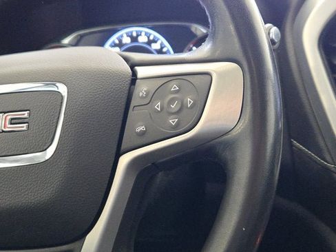 Used 2022 GMC Acadia SLT w/ Technology Package AWD/4WD image 32