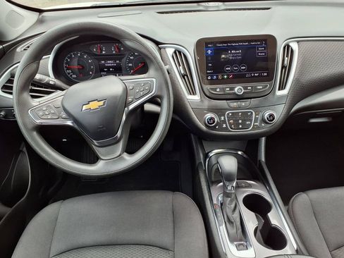 Used 2024 Chevrolet Malibu LT FWD image 12