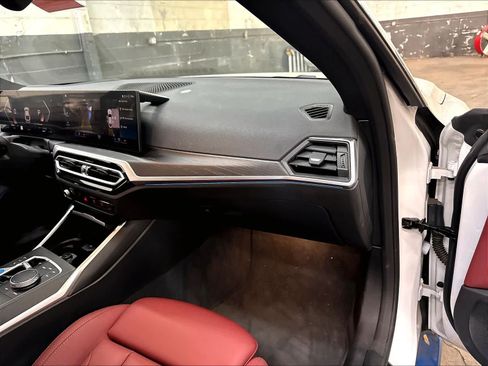 Used 2023 BMW i4 eDrive35 RWD image 18