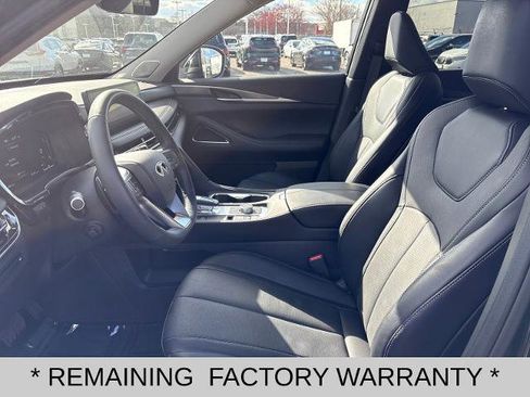 Certified 2026 INFINITI QX60 Luxe w/ Cargo Package AWD/4WD image 9