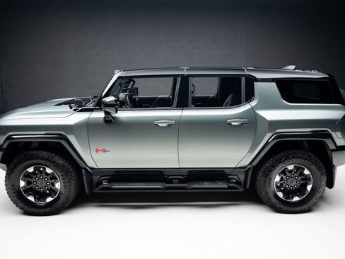 Used 2024 GMC Hummer EV 3X w/ Extreme Off-Road Package AWD/4WD image 17