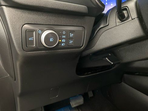 Certified 2021 Ford Escape Titanium w/ Titanium Elite Package AWD/4WD image 18