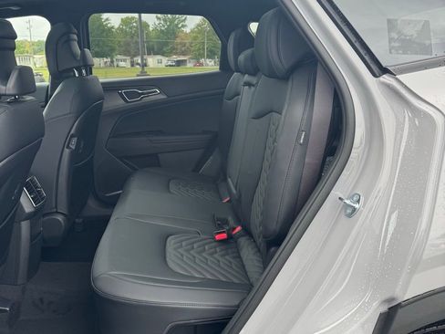 New 2026 Kia Sportage X-Line AWD/4WD image 12