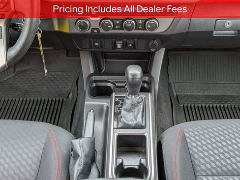 Certified 2022 Toyota Tacoma SR5 AWD/4WD image 21
