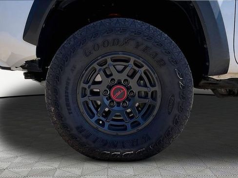 Used 2022 Toyota Tacoma TRD Pro AWD/4WD image 22