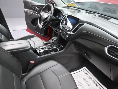 Used 2024 Chevrolet Equinox Premier AWD/4WD image 23