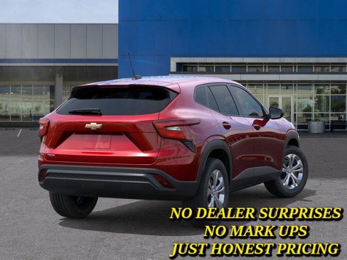 New 2026 Chevrolet Trax LS FWD image 4