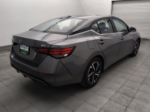 Used 2024 Nissan Sentra SV FWD image 9
