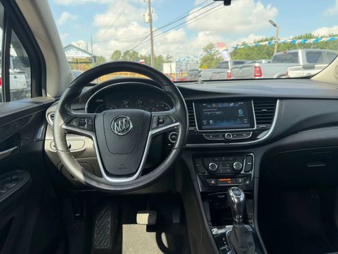Used 2019 Buick Encore Preferred FWD image 12