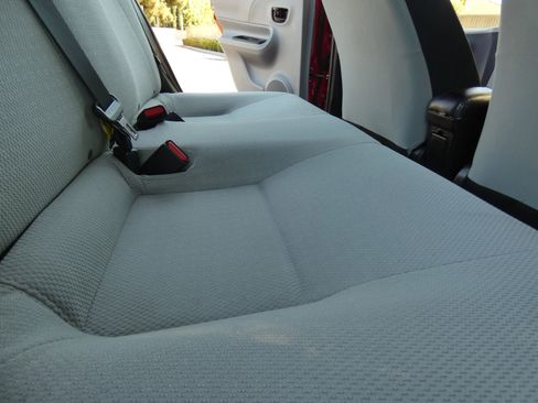 Used 2014 Toyota Prius C One image 33